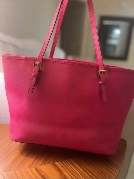 Michael Kors Fuchsia Saffiano Leather Tote with Gold Hardware - Picture 6 of 6